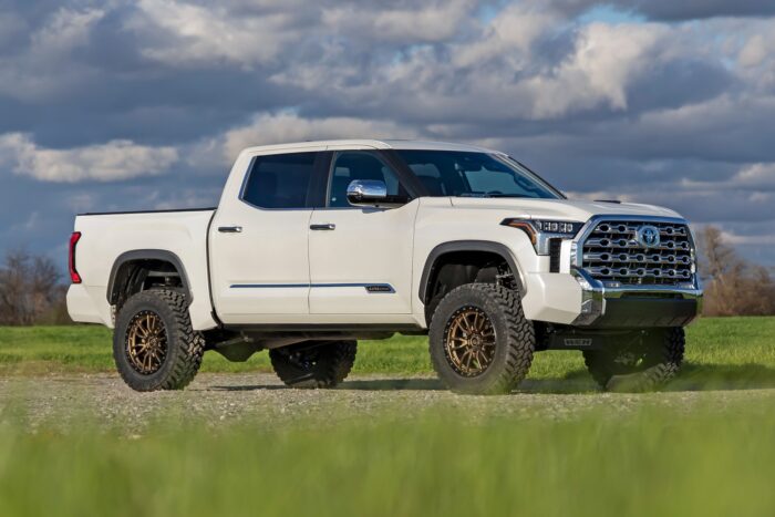 6 Inch Lift Kit | OE Air Ride | Toyota Tundra 2WD/4WD (2022-2024)