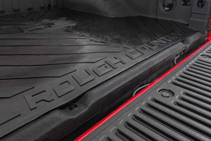 Bed Mat | 5' Bed | RC Logo | Nissan Frontier 2WD/4WD (2005-2024)