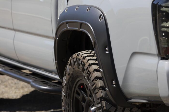 Fender Flares | Defender | 040 Super White | Toyota Tacoma 2WD/4WD (16-23)