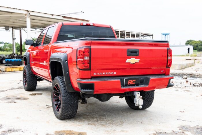 Fender Flares | Defender | 5'9" Bed | GAZ Summit White | Chevy Silverado 1500 (14-18 & Classic)